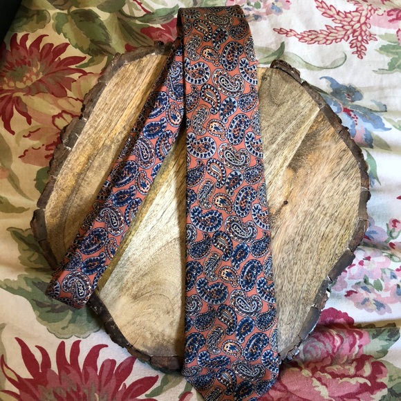Vtg RIVETZ of BOSTON Mens Silk Paisley Tie Hand Block Printed in England Preppy - Picture 4 of 14
